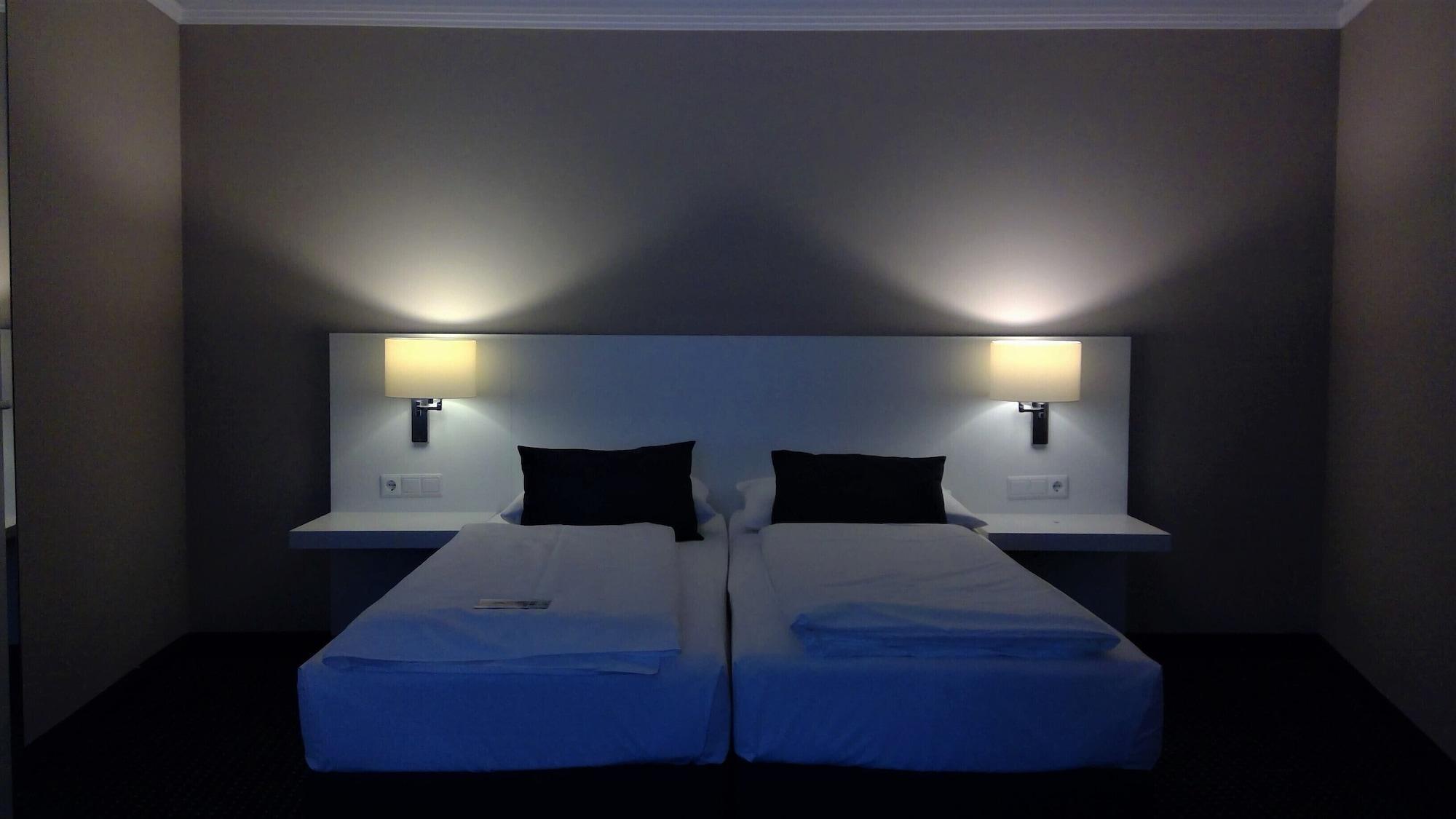 Hotel Relexa Waldhotel Schatten Gmbh 4*